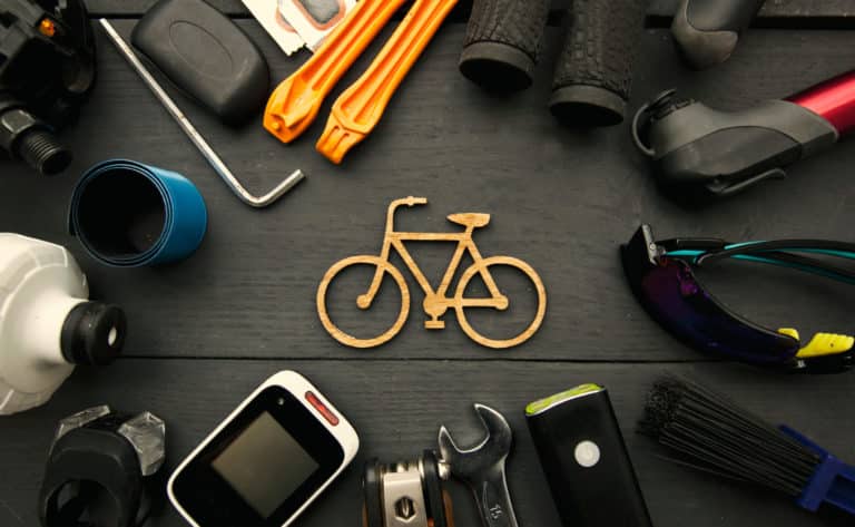 Kit reparation de velo Accessoires cyclistes produits entretien Gourin Carhaix - Accessoires & équipements - Quimper Brest